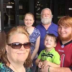 Meet your Posher, Sharlene lopp